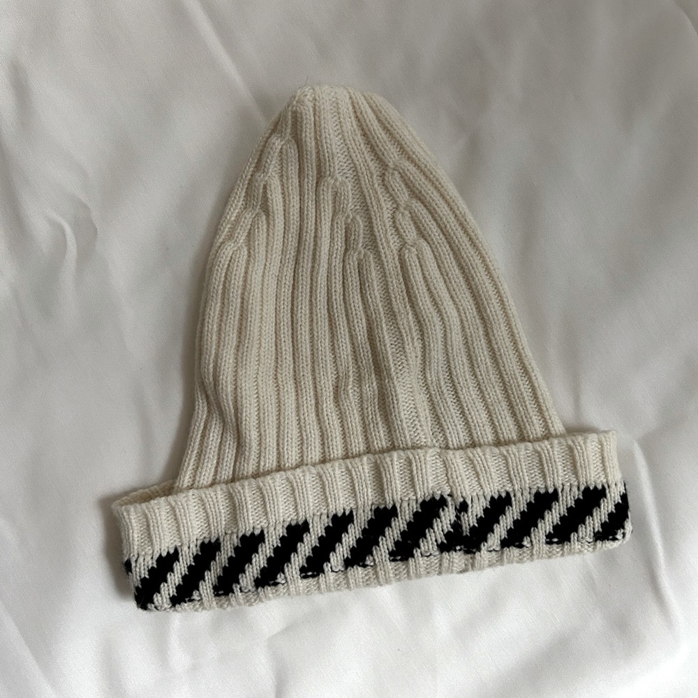 Off-White beanie